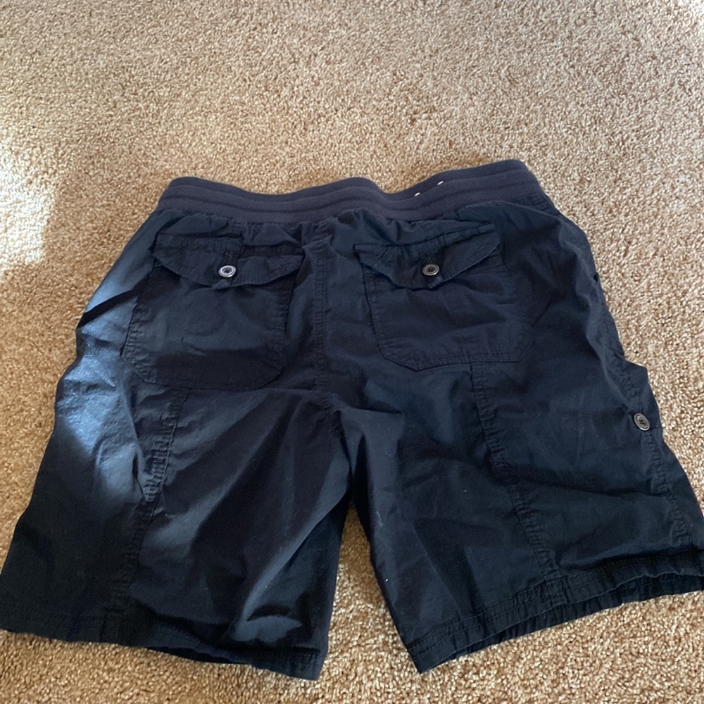 Shorts - Picture 2 of 4